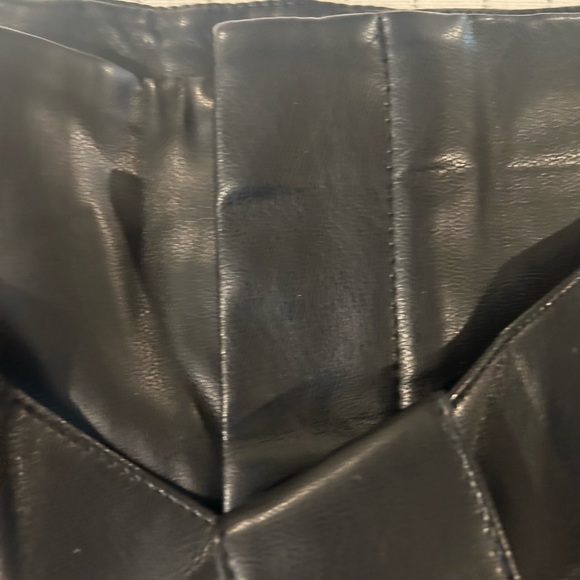 NWT Black Faux Leather Size XL Shorts with Belt - Picture 6 of 10